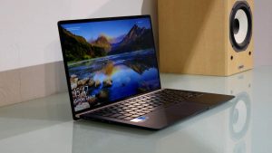 Asus Zenbook 14 OLED UX3402 Bawa Desain Ringan dan Ringkas