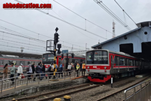 Stasiun KRL Bogor Teramai Saat Libur Lebaran, Layani hingga 1,4 Juta Orang